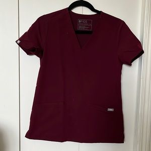 Figs casma top. Burgundy.!